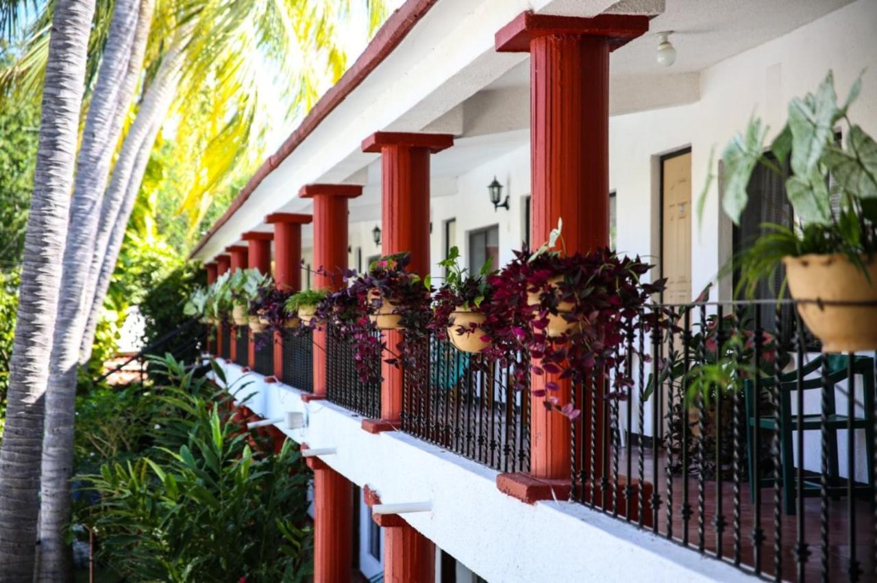 Hotel Albatros Puerto Escondido  Bagian luar foto