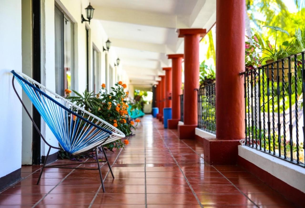 Hotel Albatros Puerto Escondido  Bagian luar foto