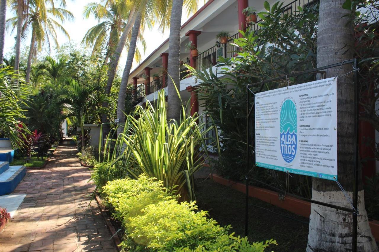 Hotel Albatros Puerto Escondido  Bagian luar foto